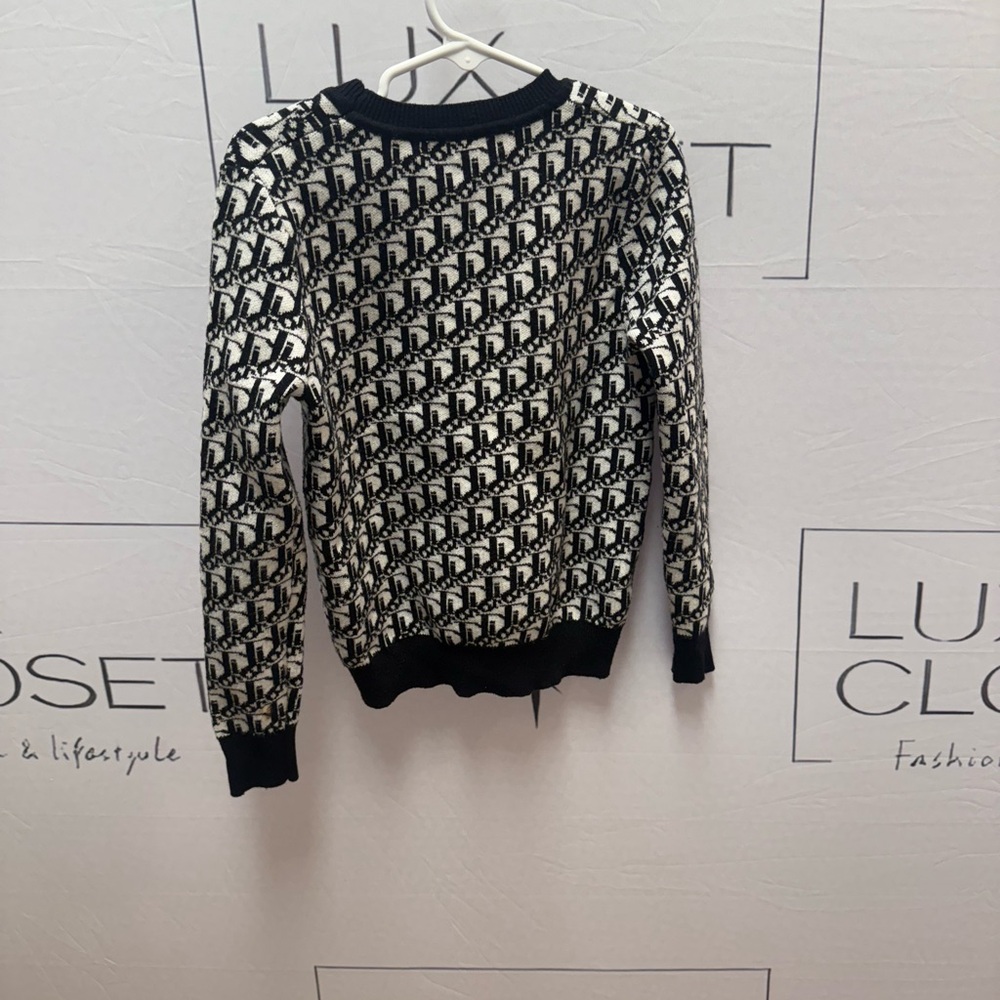 Little Girls Dior Patterned Cardigan with Red Heart ♥️ - Picture 2 of 4